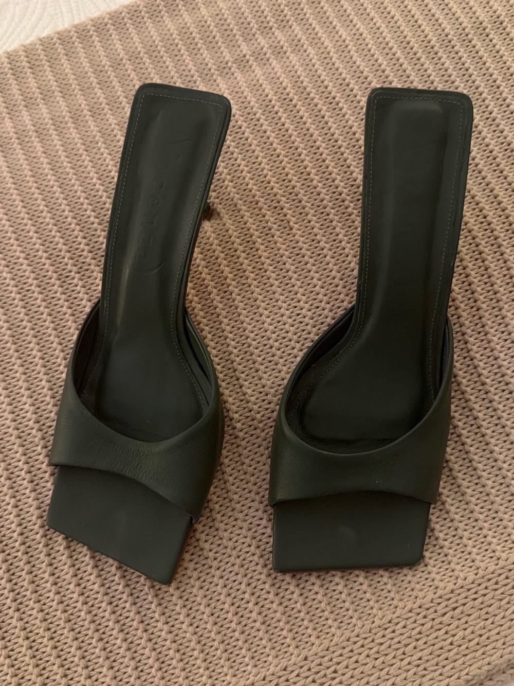Green Square-Toe Slide Heels - Women's Fashion Sandals